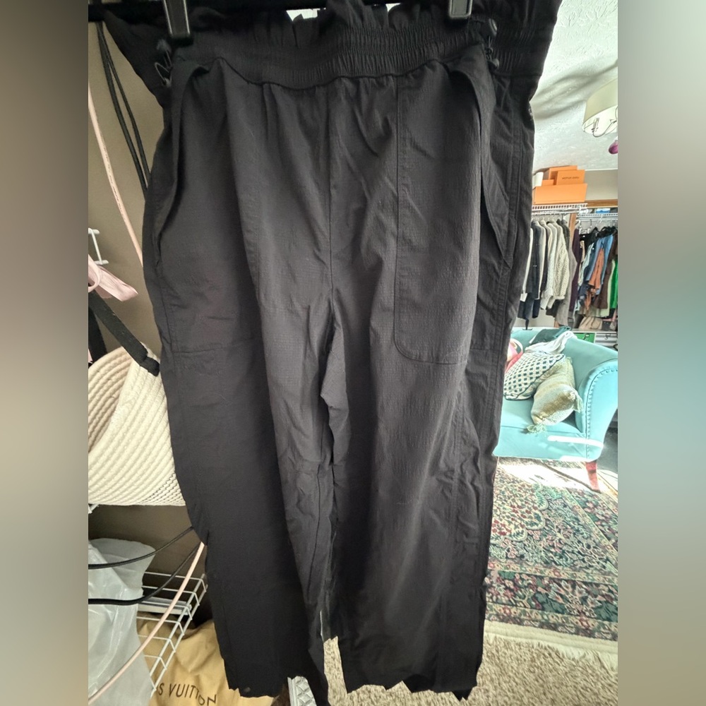 Athleta womens black athleisure Pants
